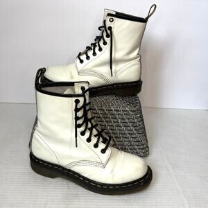 Dr. Martens Luana Boots Womens 7 White Leather Lace Up Combat Ankle Bootie